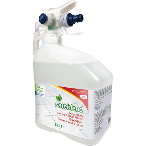 Produit concentr&eacute; pour d&eacute;tartrer, nettoyer et d&eacute;poussi&eacute;rer, Cruche, 4 L The Estey Group