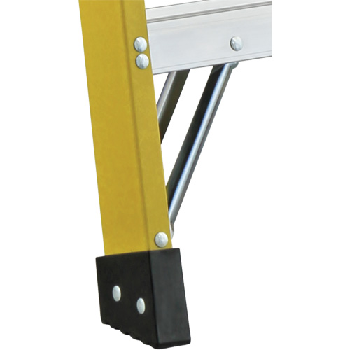 6600 Series Industrial Heavy-Duty 2-Way Stepladders, Fibreglass, 300 lbs. Capacity, 6' The Estey Group