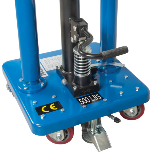 Table de travail hydraulique, 18'' lo x 18'' la, Acier, Capacit&eacute; 500 lb The Estey Group