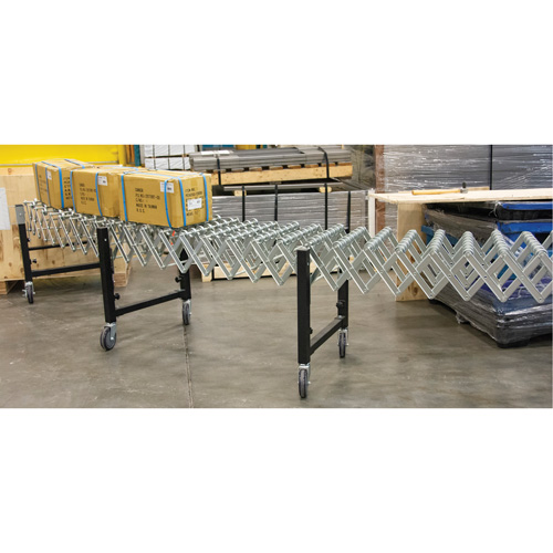 Convoyeur extensible, 23" la x 24' lo, Capacit&eacute; de 200 lb par pi lin. The Estey Group