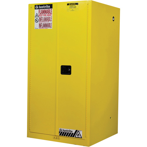 Armoires Sure-Grip EX pour produits inflammables, 60 gal., 2 Porte(s), 34" La x 65" h x 34" p The Estey Group