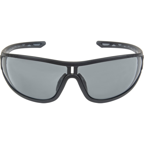 Lunettes de s&eacute;curit&eacute; de s&eacute;rie Z3000, Lentille Grise/fum&eacute;e, Anti-&eacute;gratignures, ANSI Z87+/R&eacute;pond ou surpasse la norme CSA Z94.3 The Estey Group