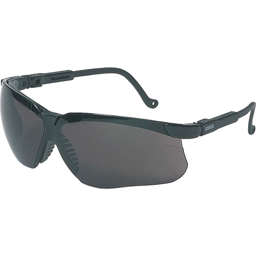 Lunettes de s&eacute;curit&eacute; Uvex HydroShield Genesis, Lentille Gris fonc&eacute;, Antibu&eacute;e/Anti-&eacute;gratignures, ANSI Z87+/R&eacute;pond ou surpasse la norme CSA Z94.3 The Estey Group