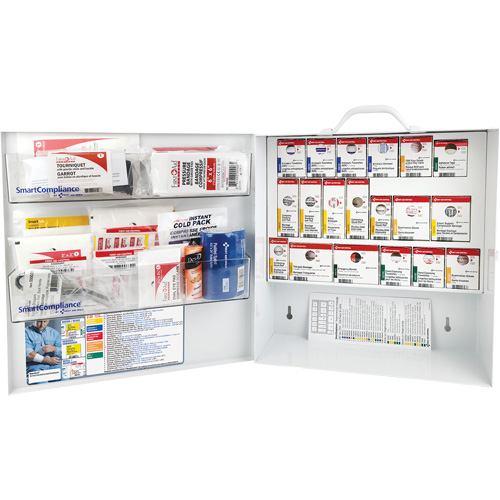 Armoire pour premiers soins SmartCompliance, R&eacute;pond &agrave; la norme CSA Z1220-17 type 3 environnements &agrave; haut risque, Petit (2-25 travailleurs) The Estey Group