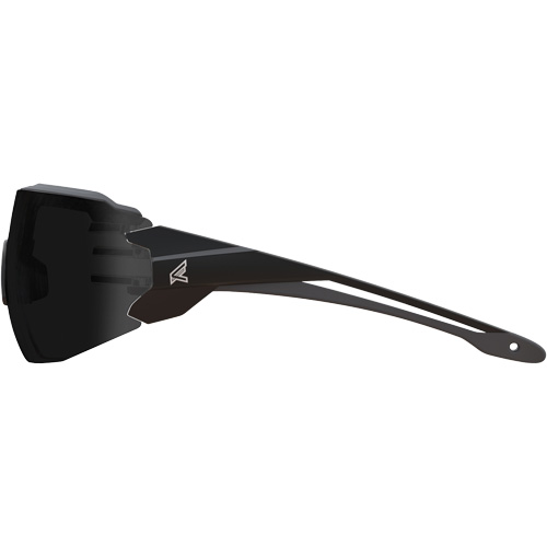 Lunettes de s&eacute;curit&eacute; Taven, Lentille Fum&eacute;e, Anti-&eacute;gratignures/Pare-vapeur, ANSI Z87+/MCEPS GL-PD 10-12/R&eacute;pond ou surpasse la norme CSA Z94.3 The Estey Group