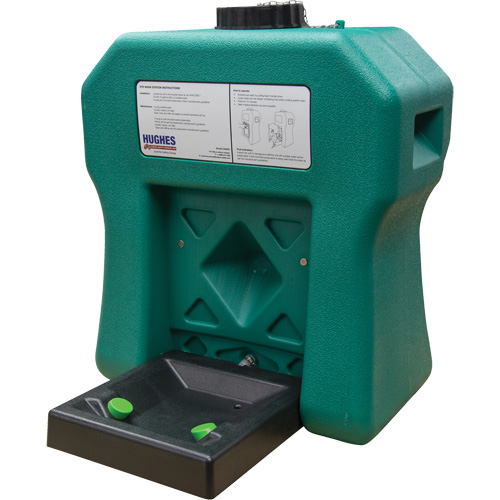 Poste de douche oculaire portable autonome, Aliment&eacute; par gravit&eacute;, Capacit&eacute; 16 gal., Conformit&eacute; ANSI Z358.1 The Estey Group