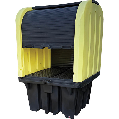 Palette anti-d&eacute;versement jaune &agrave; couvercle rigide roulant avec drain, 65" lo x 65" la x 101" h, Capacit&eacute; de charge 5000 lb The Estey Group