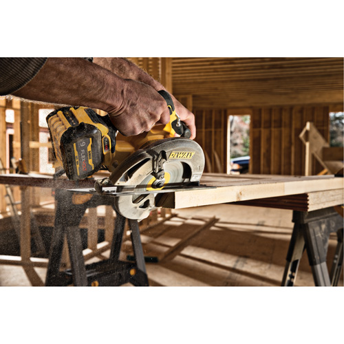 FlexVolt&reg; Max Brushless Circular Saw with Electric Brake (Tool Only), 7-1/4", 60 V The Estey Group