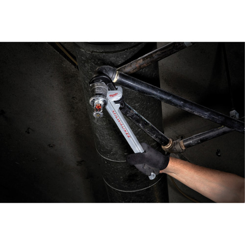 Cl&eacute; &agrave; tuyau avec manche Powerlength, Cap des m&acirc;choires 1-1/2", Longueur 10" The Estey Group