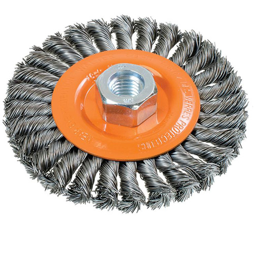 Brosse rotative &agrave; fils nou&eacute;s large, Dia. 4-1/2", Fils 0,02", Arbre 5/8"-11, Acier The Estey Group