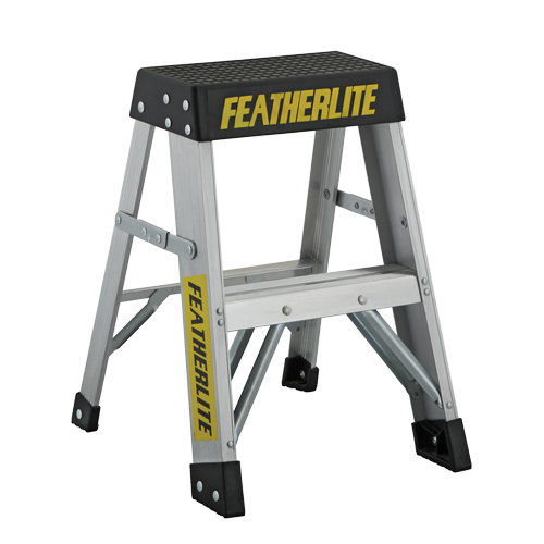 Escabeaux industriels extra robustes, 2', Aluminium, Capacit&eacute; 300 lb, Type 1A The Estey Group