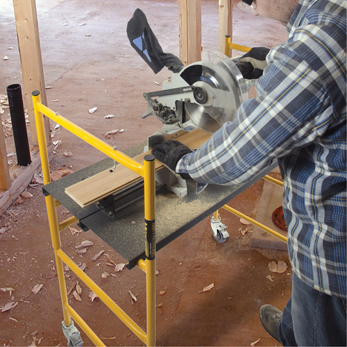 Ensemble de petit &eacute;chafaudage de base de 4' Jobsite Series, Cadre Acier, 41" p x 45-3/4" h The Estey Group