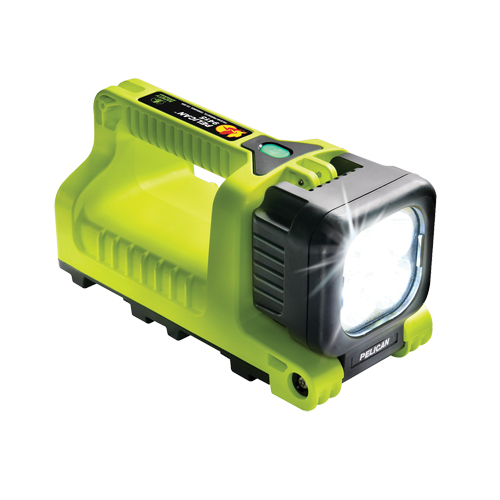 Lantern, LED, 588 Lumens, C Batteries The Estey Group