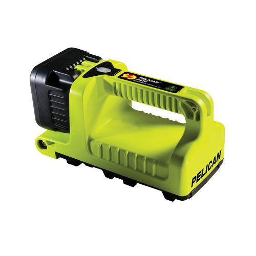 Lantern, LED, 588 Lumens, C Batteries The Estey Group