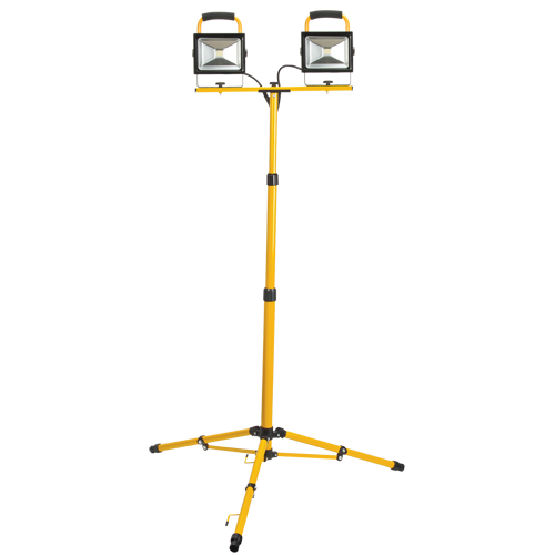 Twin-Head Work Light, LED, 40 W, 4800 Lumens, Aluminum Housing The Estey Group