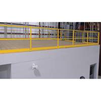 Barri&egrave;re de s&eacute;curit&eacute; pour mezzanine, 68-1/2" lo x 42" ha, 80-1/16" &eacute;lev&eacute;e, Jaune The Estey Group