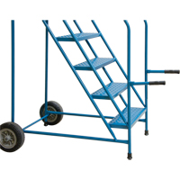 Escabeau roulant avec rails pour acc&egrave;s &agrave; une remorque, 4 marches, Largeur de la marche 22", Hauteur de la plateforme 37", Acier The Estey Group
