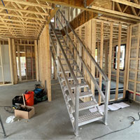 Escalier Smartstairs t&eacute;lescopique &agrave; 3-5 marches en aluminium The Estey Group
