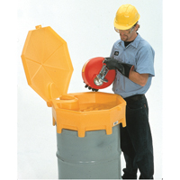 Entonnoir avec couvercle pour baril Global Ultra-Drum Funnel, 5 gal. The Estey Group