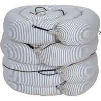 Barrage absorbant de premi&egrave;re qualit&eacute;, Universel, 10' lo x 8" la, Absorption 70 gal., 4 /pqt The Estey Group