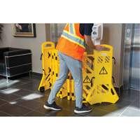 Barri&egrave;re mobile portative, 40" h x 13' lo, Jaune The Estey Group