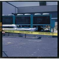 Ruban pour barricade, Anglais, 3" la x 200' lo, 3 mils, Noir sur jaune The Estey Group