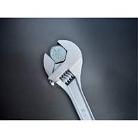 Cl&eacute; &agrave; manche conique r&eacute;glable — emball&eacute; sur carte, 15" lo, la max. 1-11/16"/43 mm, Chrome/Poli The Estey Group