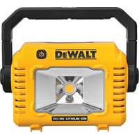 Lampe d'&eacute;clairage direct compact 12V/20V Max, DEL, 2000 Lumens The Estey Group