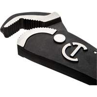 Cl&eacute; bimat&eacute;riau auto-ajustable pour tuyau, Cap des m&acirc;choires 1-1/2", Longueur 12", Fini Oxyde noir, Prise Coussin&eacute;e The Estey Group