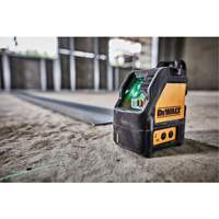 Laser vert en croix The Estey Group